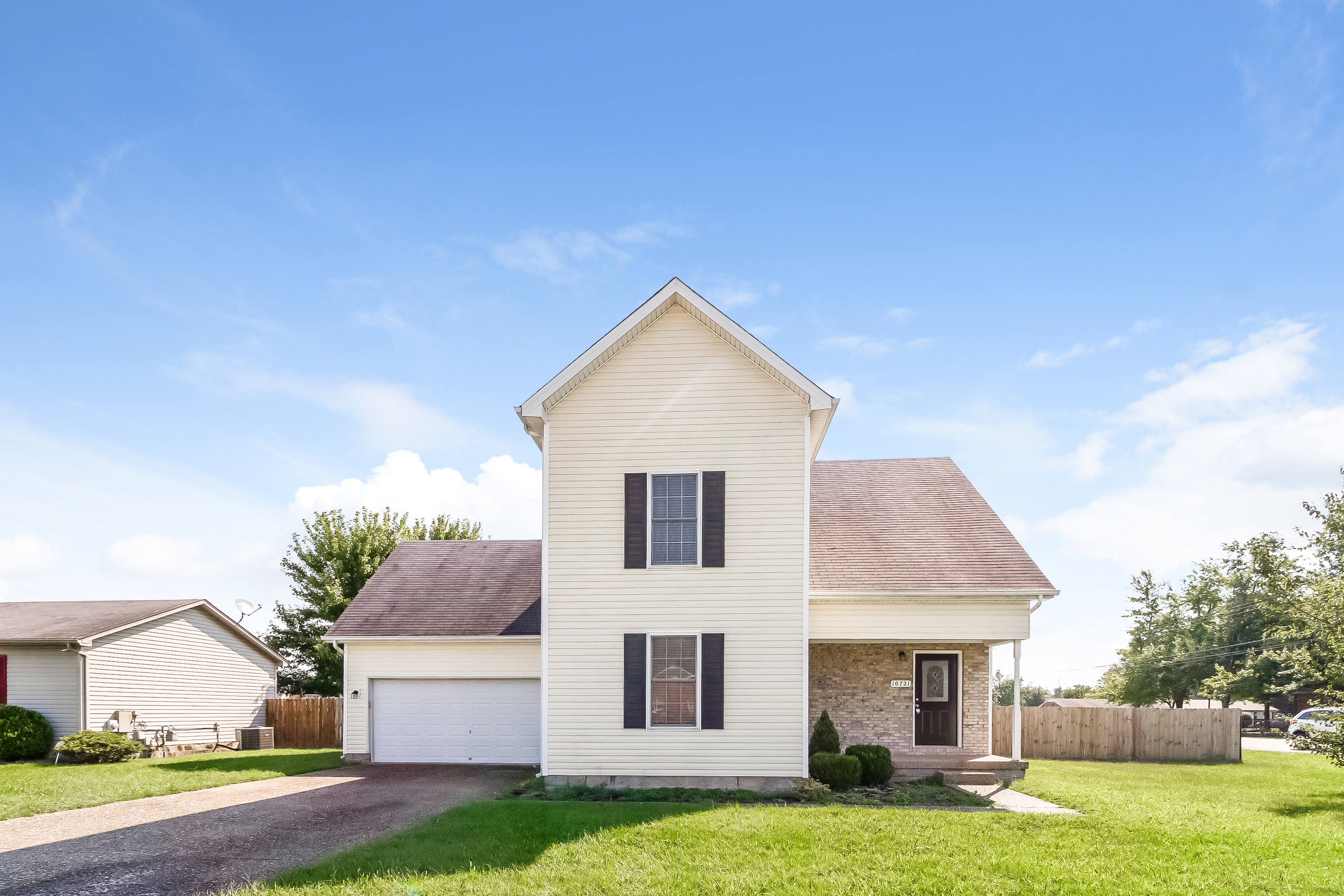 10721 Waycross Ave Louisville, KY 40229